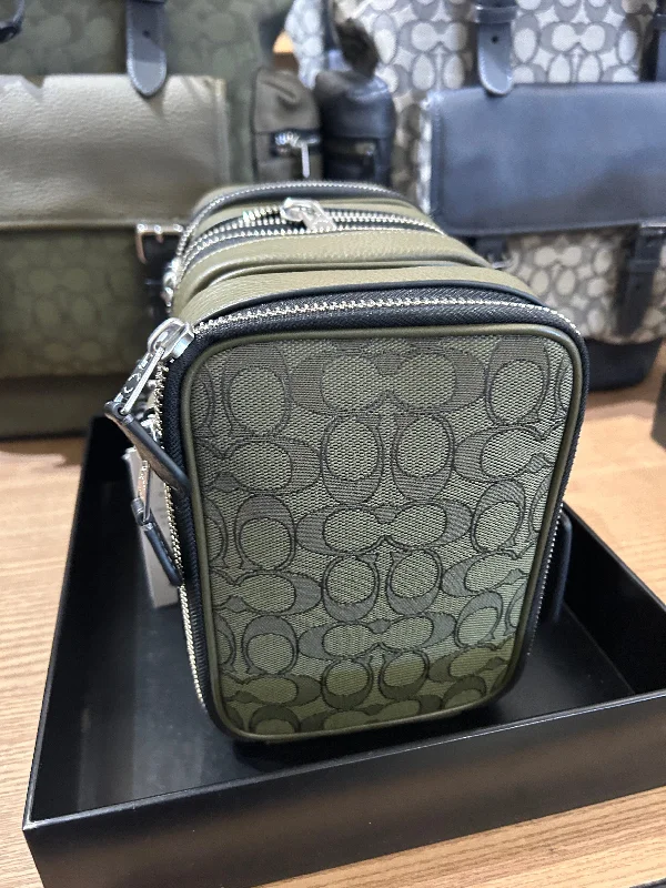 Coach Men Stanton Crossbody In Signature Jacquard Utility Green (Pre-Order)