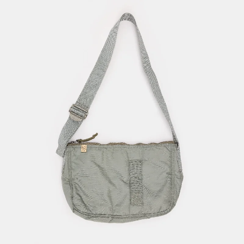 Charlie II Shoulder Bag in Olive