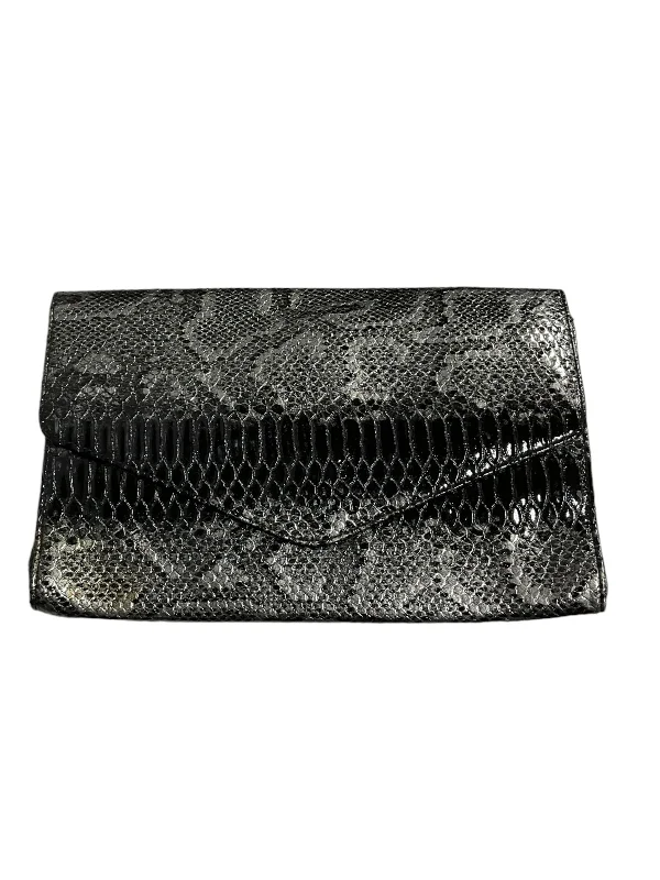 Clutch Gianni Bini, Size Medium