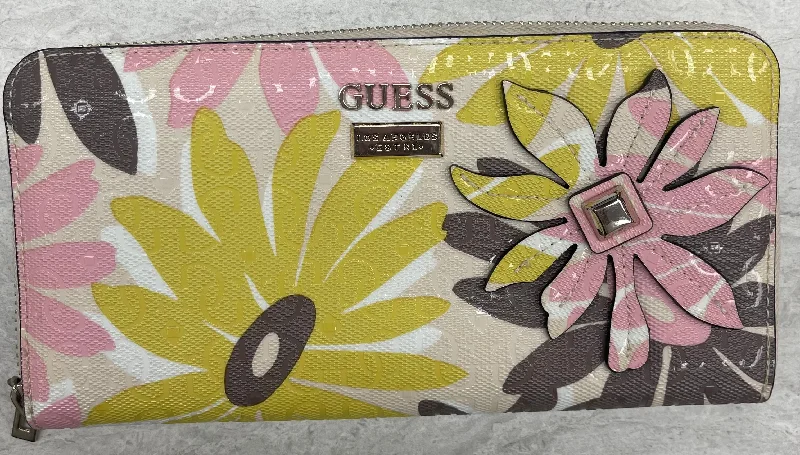 Wallet By Guess  Size: Large